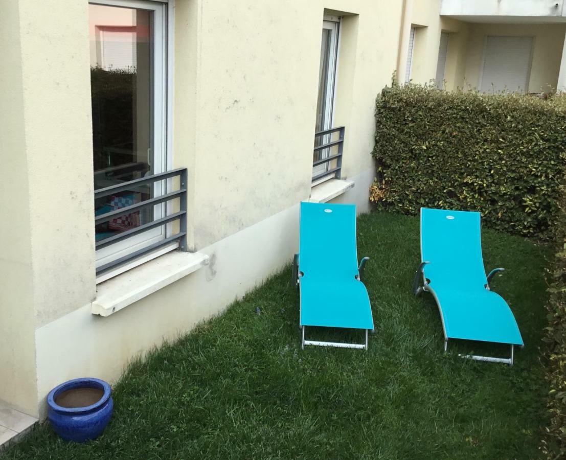 L Edelweiss Et Sa Piscine Appartement Albertville Buitenkant foto